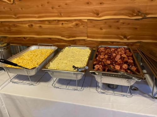 Macaroni and cheese - Corn - Sausage